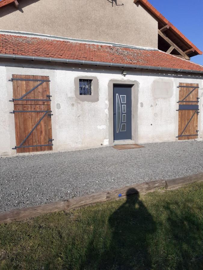 Bed and Breakfast La Guette Cercy-la-Tour Exterior foto